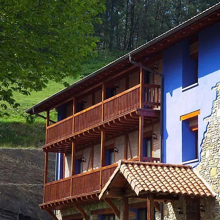 Otel Txaraka Bermeo