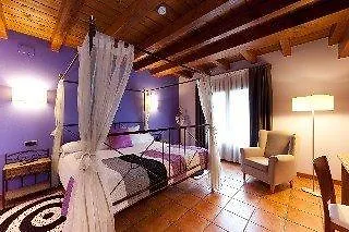 Hotel Txaraka