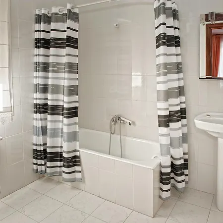 Txaraka Hotel Bermeo
