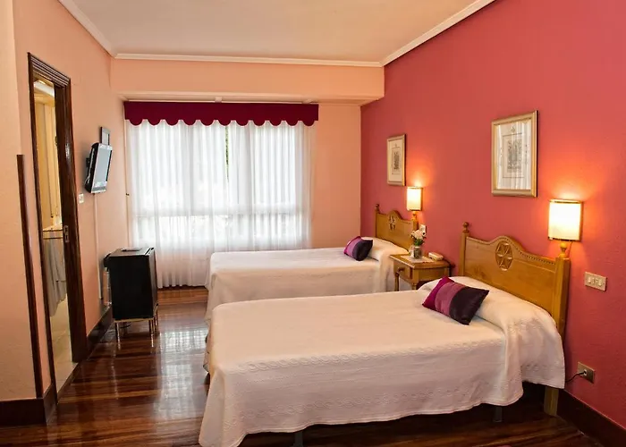 ホテル Txaraka 2*