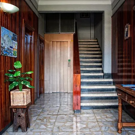 Txaraka Hotel 2*